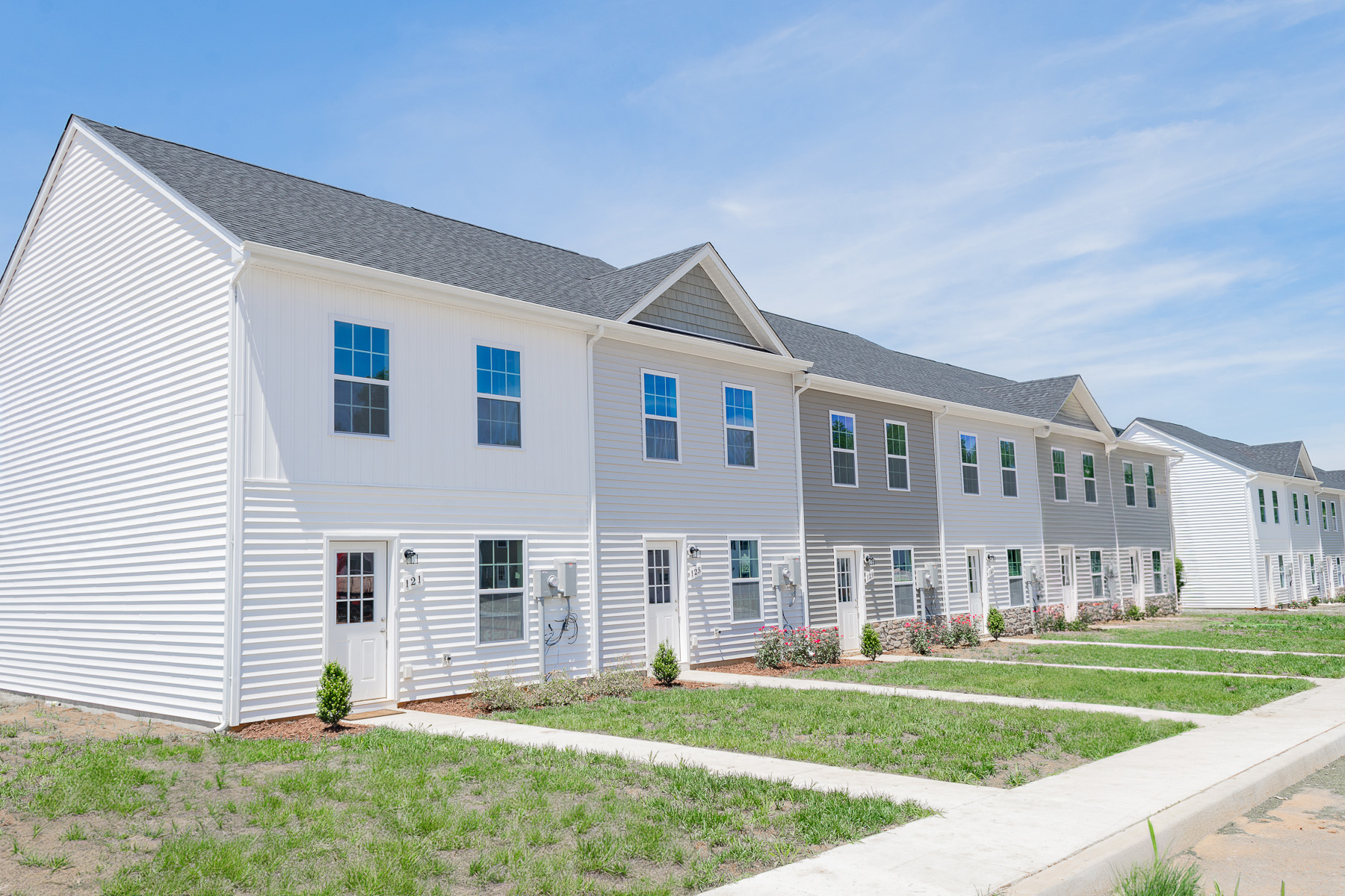 Immediate Delivery: Rocky Ridge Townhomes