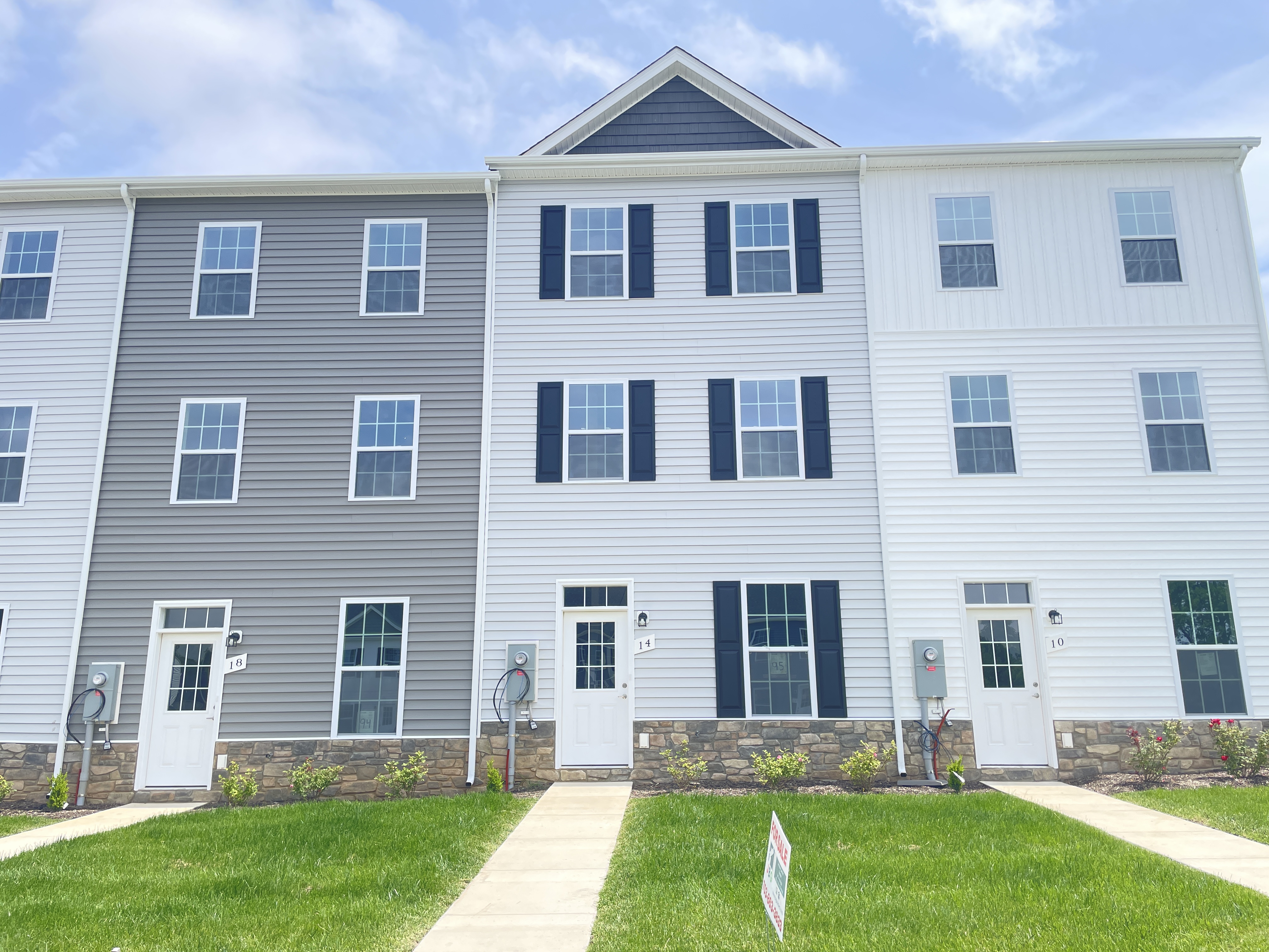 Immediate Delivery: Rocky Ridge Townhomes